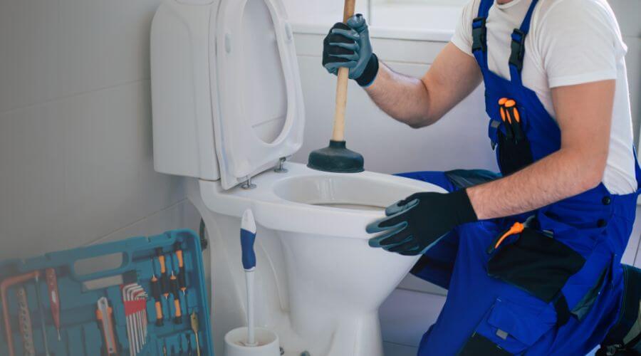 sewer line plumber in Wilmington, DE